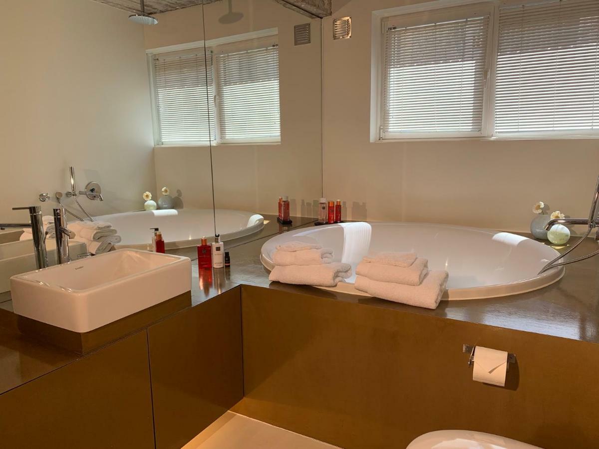 B&B Yellow Submarine Antwerpia Zewnętrze zdjęcie