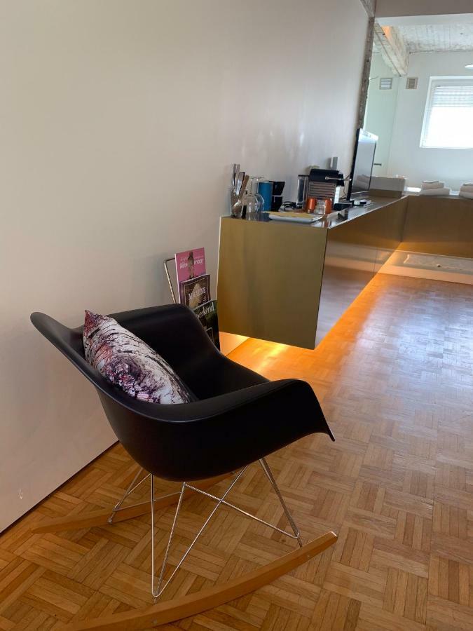 B&B Yellow Submarine Antwerpia Zewnętrze zdjęcie