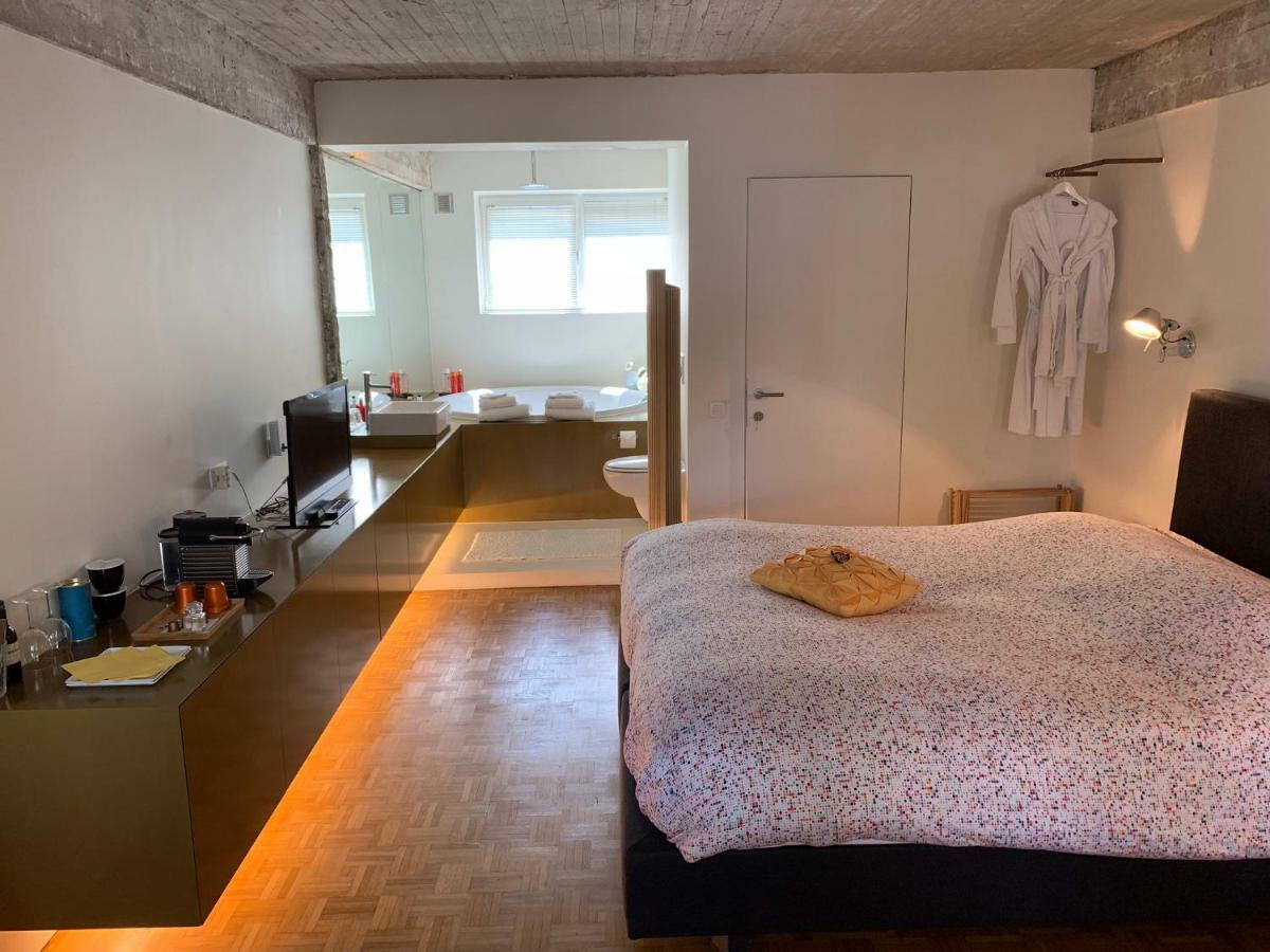 B&B Yellow Submarine Antwerpia Zewnętrze zdjęcie